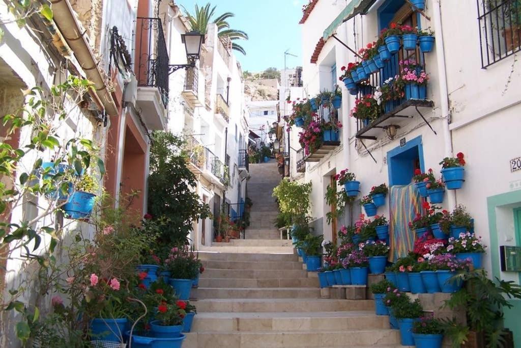 Apartamento En El Centro De Alicante Exterior photo